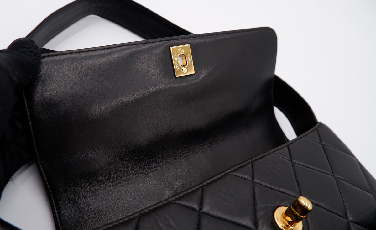 Chanel Black Lambskin Double CC Turnlock Shoulder Bag — 1996-1997