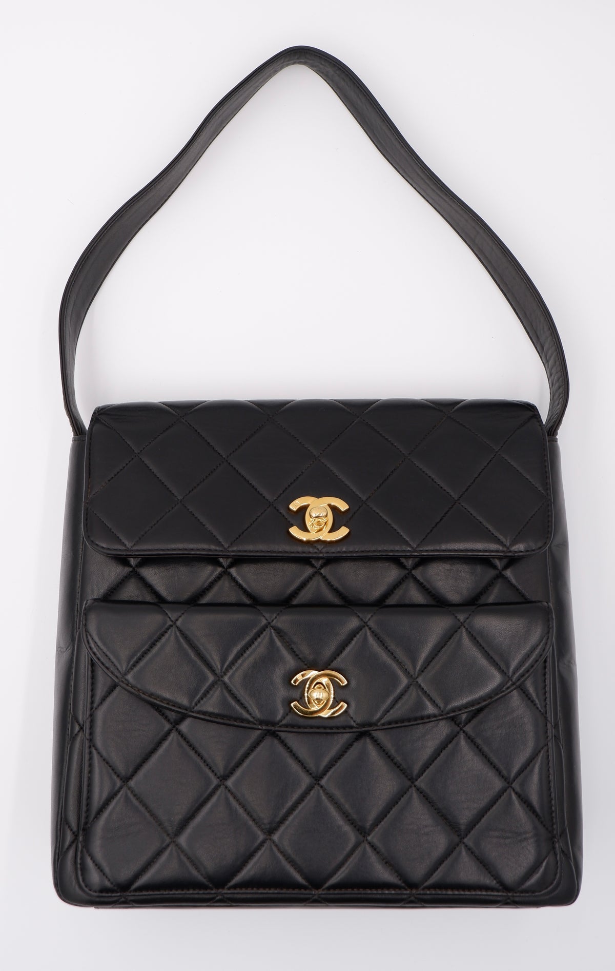 Chanel Black Lambskin Double CC Turnlock Shoulder Bag — 1996-1997