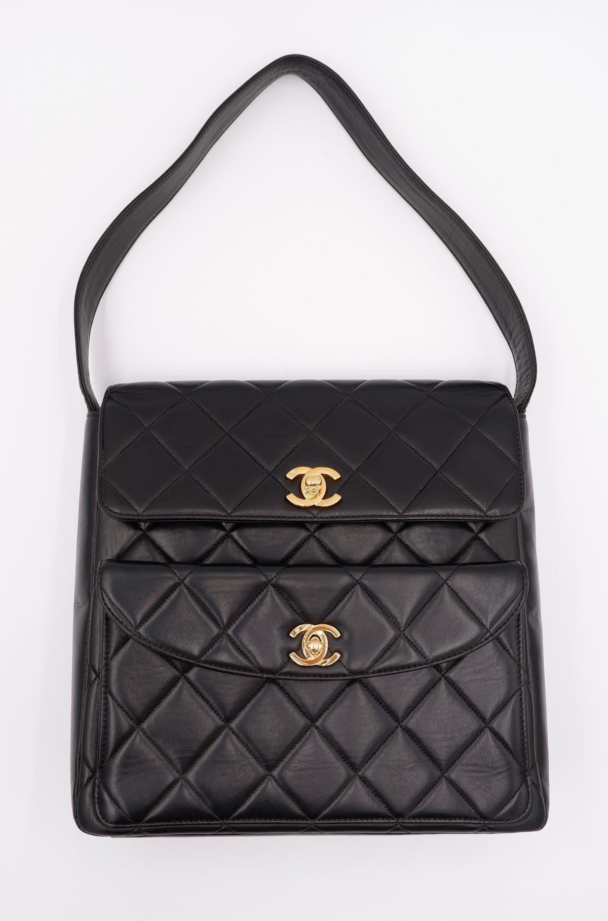 Chanel Black Lambskin Double CC Turnlock Shoulder Bag — 1996-1997
