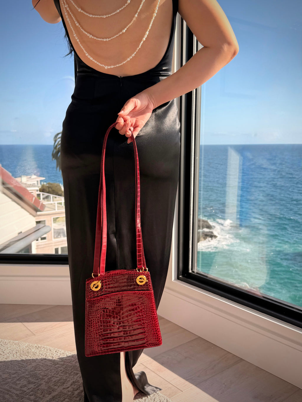 Gucci Burgundy Alligator Crossbody — 80's