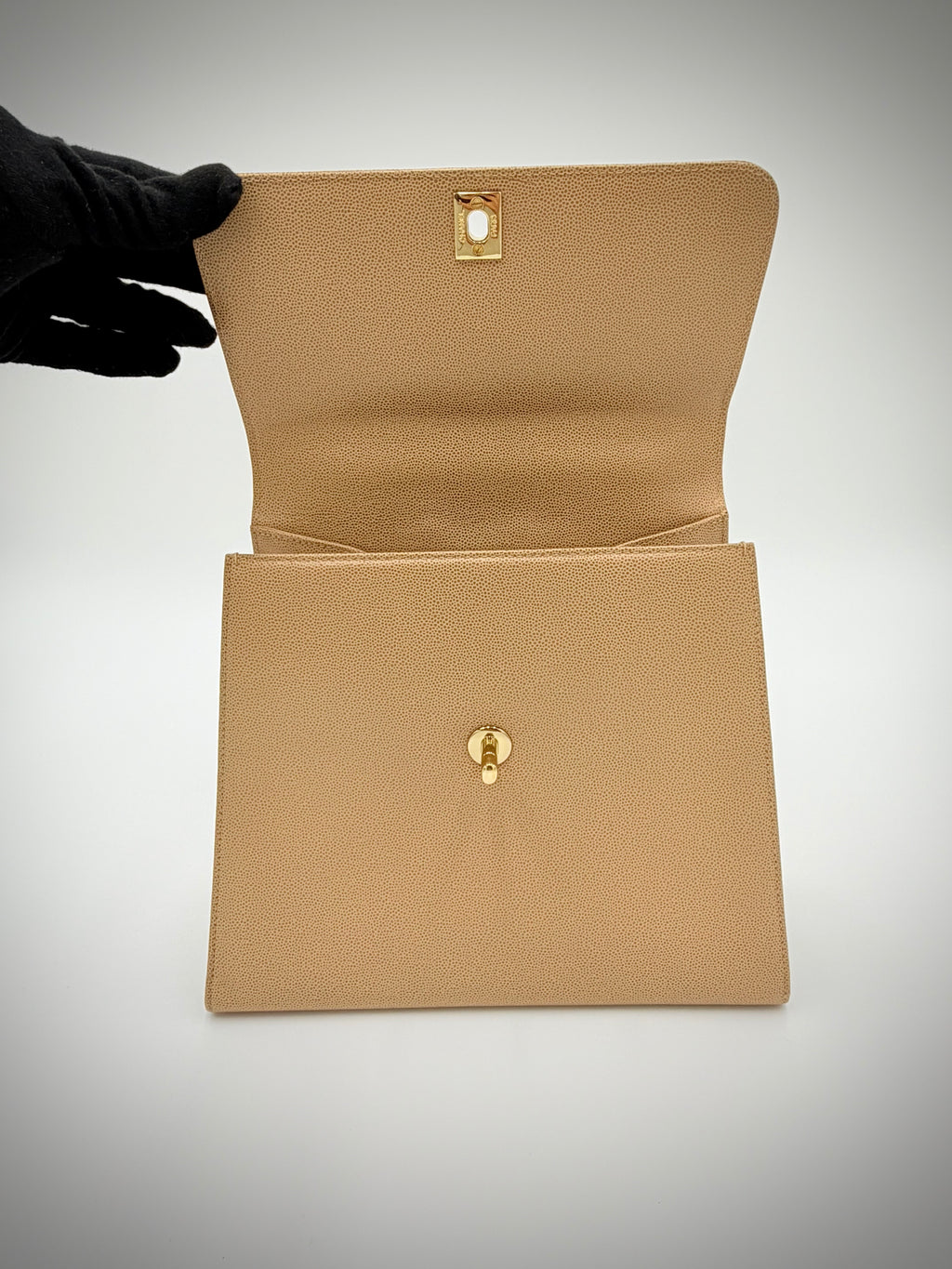 Chanel Beige Matelassé Caviar Twisted-Strap Bag — 1997-1999