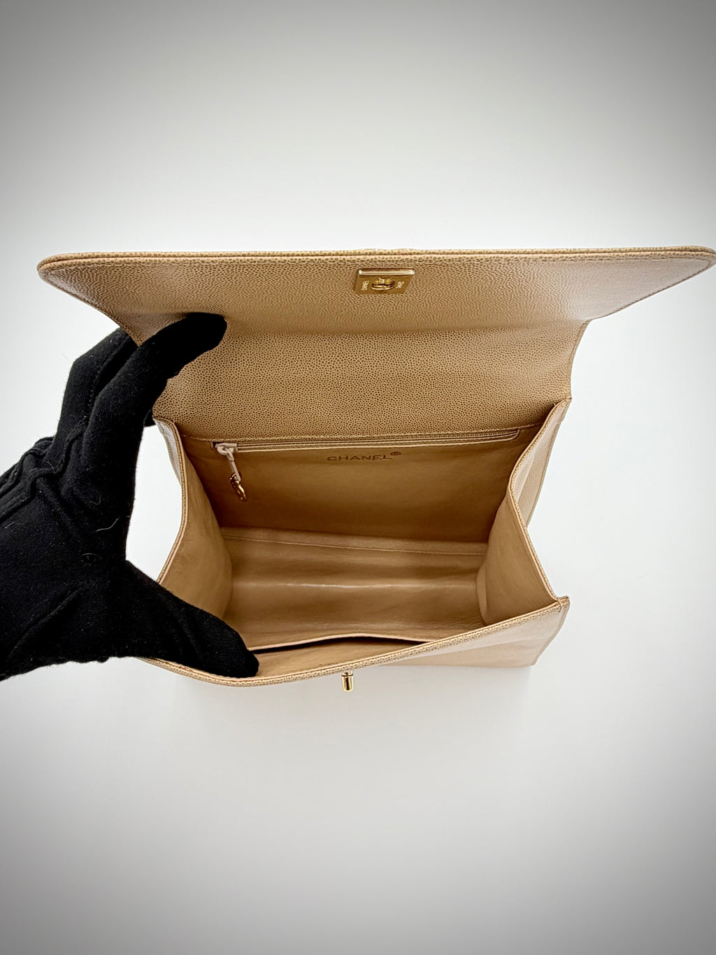 Chanel Beige Matelassé Caviar Twisted-Strap Bag — 1997-1999